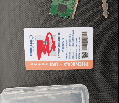 Nhặt được thẻ sinh viên 